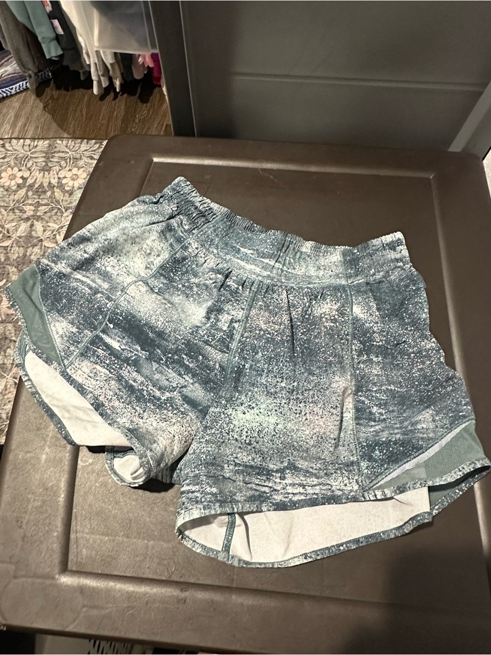 Lululemon hotty hot high-rise shorts